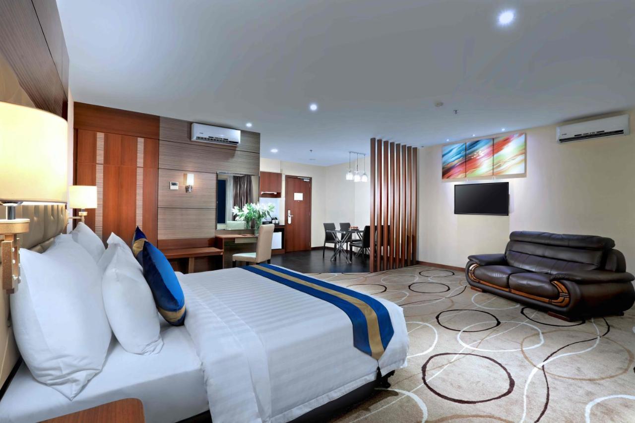 Aston Inn Gideon Batam Nagoya Luaran gambar